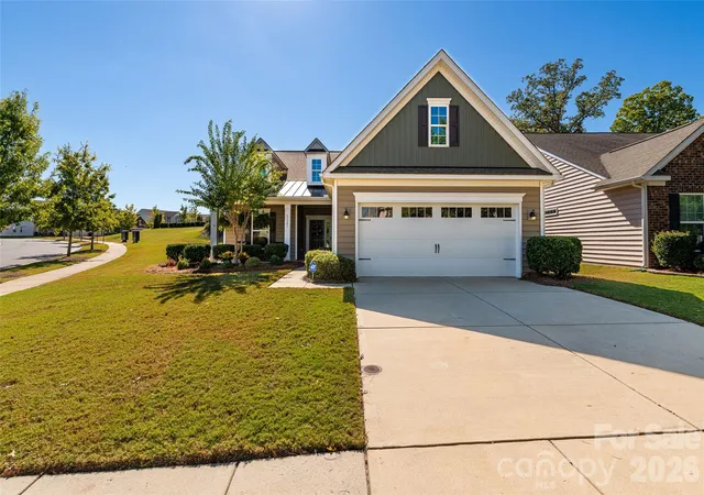Photo 1 of Single family home for sale at 13301 Canterbury Castle Dr, Charlotte, NC 28273 | MLS# 4437964 | Listing updated on 2026-10-30