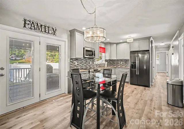 Photo 3 of Single family home for sale at 100 Amy Ct, Gastonia, NC 28052 | MLS# 4437978 | Listing updated on 2026-10-29