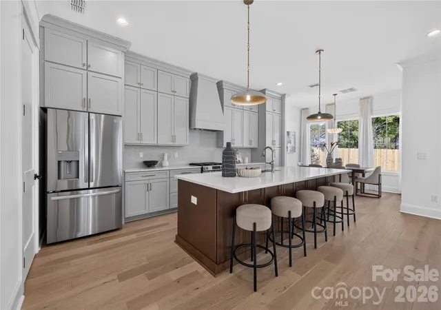 Photo 4 of Single family home for sale at 3850 Avalon Ave, Charlotte, NC 28208 | MLS# 4437989 | Listing updated on 2026-10-30