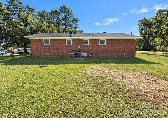 Photo 4 of Single family home for sale at 2138 Reeves Rd, Lancaster, SC 29720 | MLS# 4438005 | Listing updated on 2026-10-27
