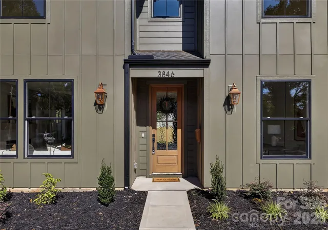Photo 2 of Single family home for sale at 3846 Avalon Ave, Charlotte, NC 28208 | MLS# 4438009 | Listing updated on 2026-10-30