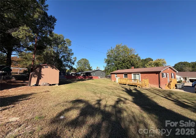 Photo 3 of Single family home for sale at 527 Annex Ave, Kannapolis, NC 28083 | MLS# 4438025 | Listing updated on 2026-10-26