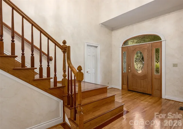 Photo 3 of Single family home for sale at 612 Holt Ln, Asheville, NC 28803 | MLS# 4438039 | Listing updated on 2026-10-28