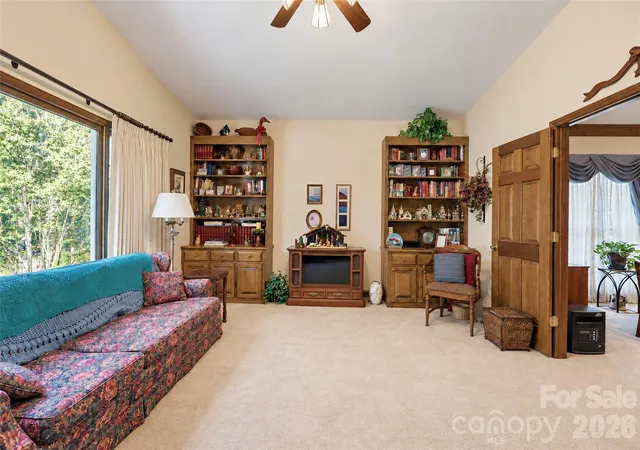 Photo 4 of Single family home for sale at 719 2nd Avenue, Conover, NC 28613 | MLS# 4438048 | Listing updated on 2026-10-27