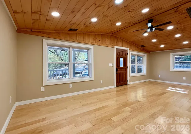 Photo 4 of Single family home for sale at 105 Painter St, Sylva, NC 28779 | MLS# 4438049 | Listing updated on 2026-10-29