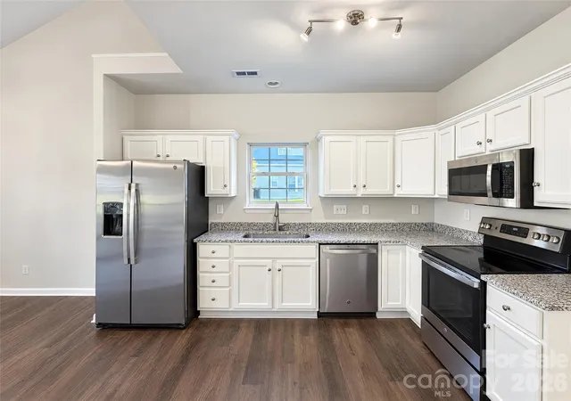 Photo 1 of Sale Pending at 12613 Winget Rd, Charlotte, NC 28278 | MLS# 4438051 | Listing updated on 2026-10-29
