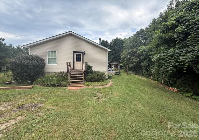 Photo 2 of Sale Pending at 263 Coyote Pass Ln, Rutherfordton, NC 28139 | MLS# 4438052 | Listing updated on 2026-10-27
