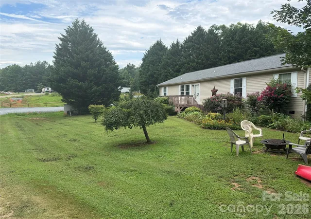 Photo 4 of Sale Pending at 263 Coyote Pass Ln, Rutherfordton, NC 28139 | MLS# 4438052 | Listing updated on 2026-10-27