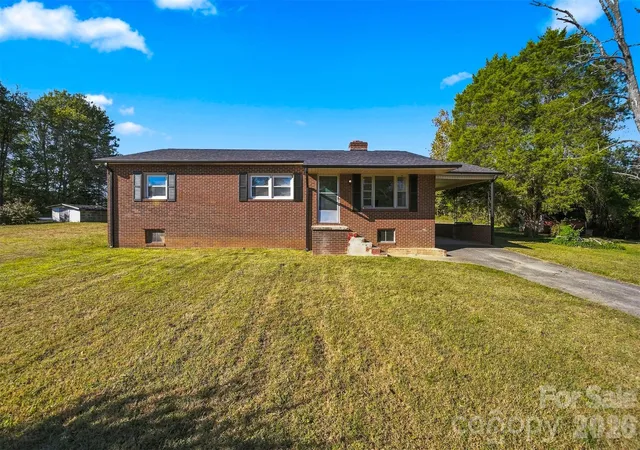 Photo 1 of Single family home for sale at 107 Carbondale Ln, Morganton, NC 28655 | MLS# 4438064 | Listing updated on 2026-10-27
