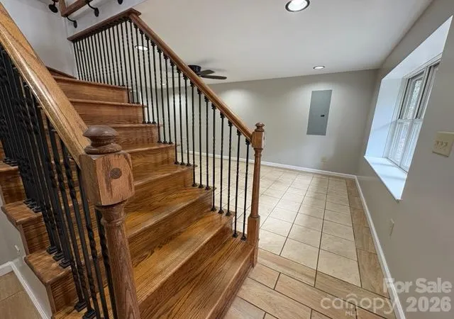 Photo 4 of Single family home for sale at 929 Niley Cook Rd, Blowing Rock, NC 28605 | MLS# 4438091 | Listing updated on 2026-10-29