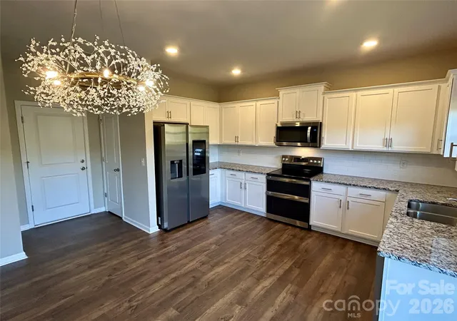 Photo 3 of Single family home for sale at 182 Marathon Ln, Candler, NC 28715 | MLS# 4438095 | Listing updated on 2026-10-28
