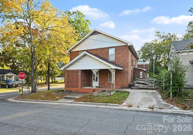 Photo 1 of Single family home for sale at 410 John St, Monroe, NC 28110 | MLS# 4438099 | Listing updated on 2026-10-29