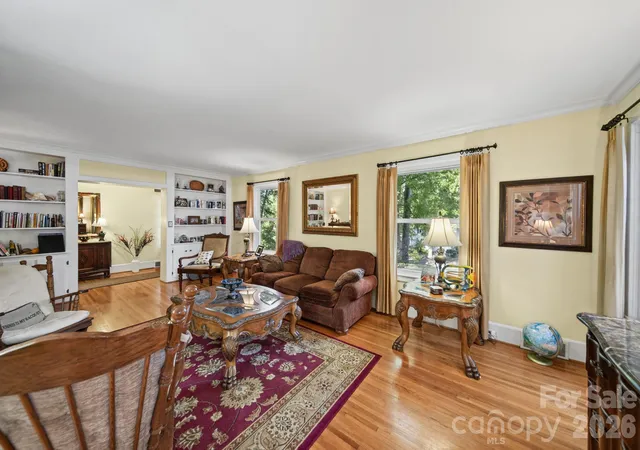 Photo 3 of Single family home for sale at 280 Virginia St SE, Concord, NC 28025 | MLS# 4438104 | Listing updated on 2026-10-30