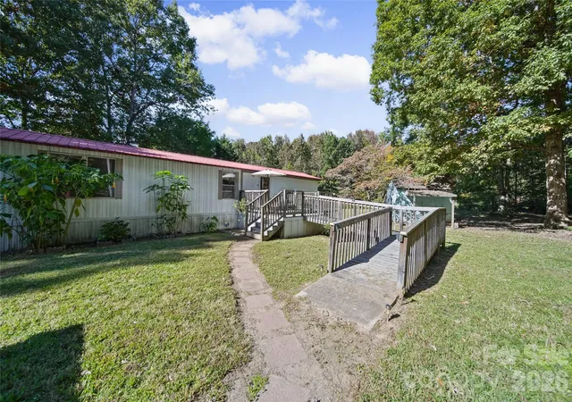 Photo 3 of Single family home for sale at 2350 Wildwood Dr, York, SC 29745 | MLS# 4438147 | Listing updated on 2026-10-29
