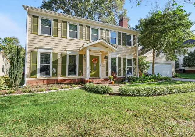 Photo 2 of Single family home for sale at 3311 Teversham Ln, Charlotte, NC 28210 | MLS# 4438160 | Listing updated on 2026-10-27
