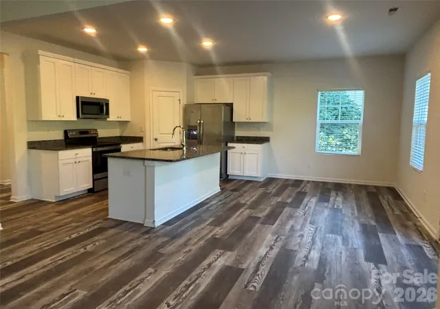 Photo 4 of Single family home for sale at 113 Stoney Ln, Cherryville, NC 28021 | MLS# 4438161 | Listing updated on 2026-10-27