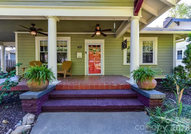 Photo 3 of Single family home for sale at 415 West Blvd, Charlotte, NC 28203 | MLS# 4438167 | Listing updated on 2026-10-29