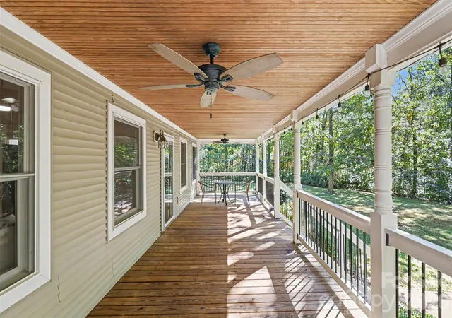 Photo 4 of Single family home for sale at 7605 Hedrick Cir, Huntersville, NC 28078 | MLS# 4438176 | Listing updated on 2026-10-29