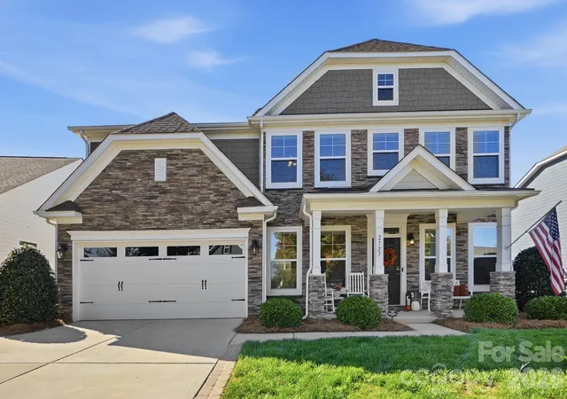 Single family home for sale at 2727 Forest Path Way, Gastonia, NC 28054 | MLS# 4438194