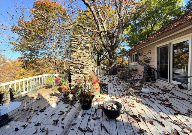 Photo 4 of Single family home for sale at 136 On The Rocks Trl #6, Boone, NC 28607 | MLS# 4438196 | Listing updated on 2026-10-28