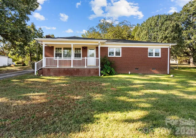 Photo 1 of Single family home for sale at 188 Ferry Rd, Forest City, NC 28043 | MLS# 4438203 | Listing updated on 2026-10-28