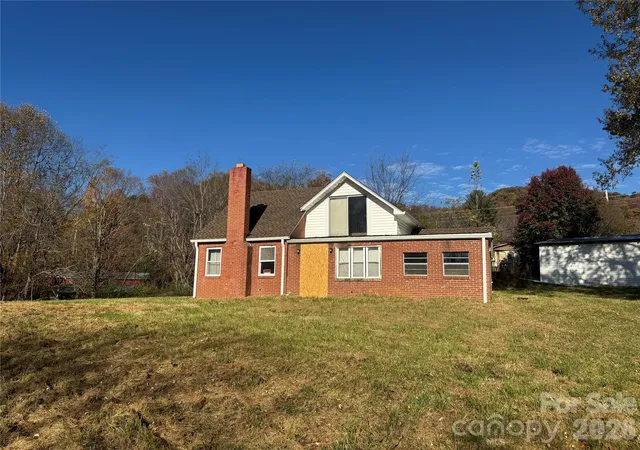 Single family home for sale at 102 Ransom Rd, Clyde, NC 28721 | MLS# 4438230