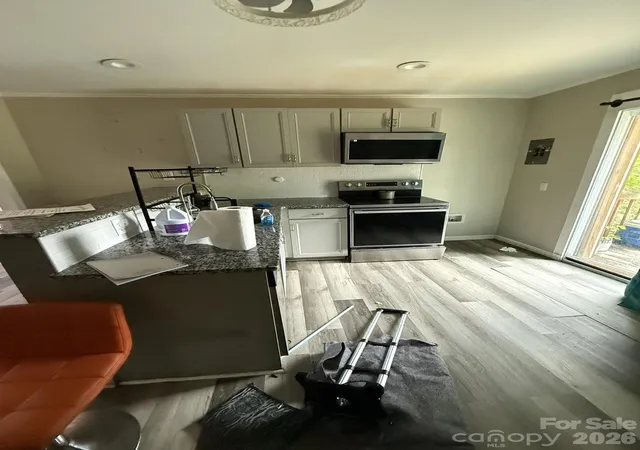 Photo 3 of Single family home for sale at 907 Marion St, Lancaster, SC 29720 | MLS# 4438241 | Listing updated on 2026-10-28