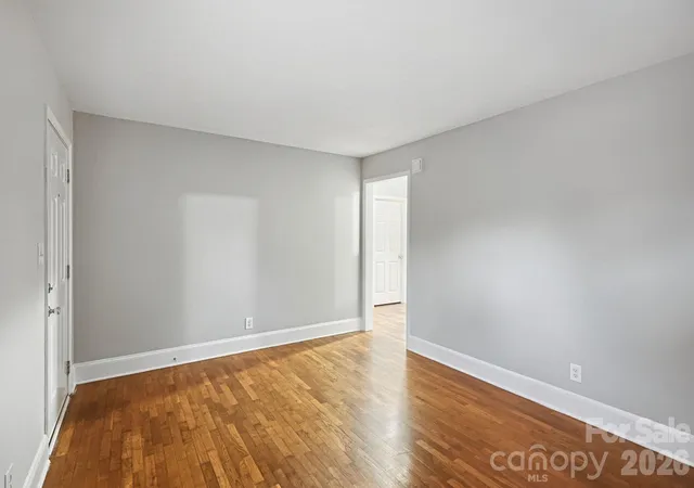 Photo 4 of Single family home for sale at 1312 Seigle Ave, Charlotte, NC 28205 | MLS# 4438242 | Listing updated on 2026-10-29