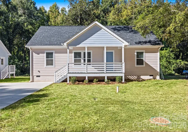 Photo 1 of Single family home for sale at 187 Williams St, York, SC 29745 | MLS# 4438248 | Listing updated on 2026-10-28