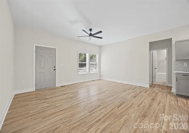 Photo 4 of Single family home for sale at 187 Williams St, York, SC 29745 | MLS# 4438248 | Listing updated on 2026-10-28