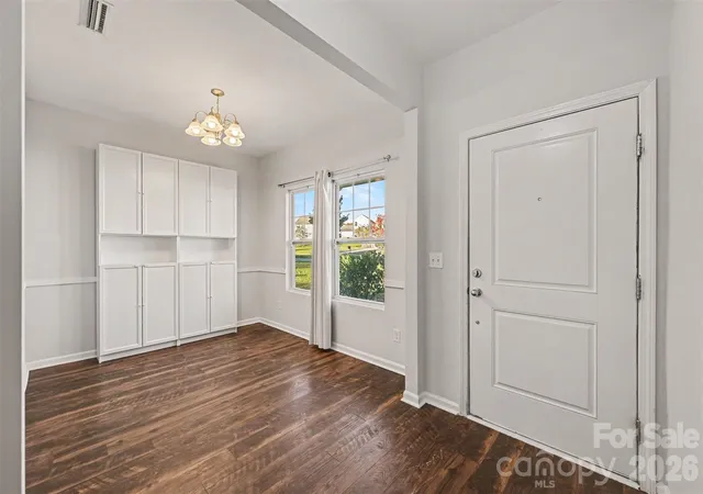 Photo 4 of Single family home for sale at 1970 Mallard Pointe Dr, Kannapolis, NC 28083 | MLS# 4438255 | Listing updated on 2026-10-31