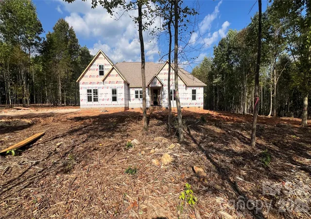 Photo 1 of Single family home for sale at 1037 Patrick Rd, Gastonia, NC 28056 | MLS# 4438258 | Listing updated on 2026-10-28