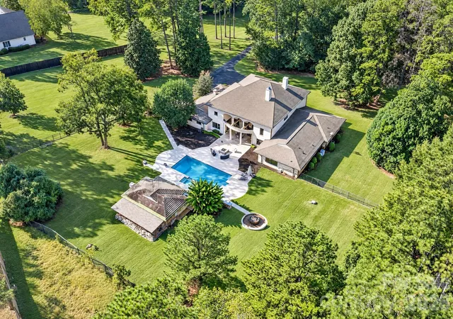 Photo 3 of Land for sale at 1340 Sardis Rd N, Charlotte, NC 28270 | MLS# 4438267 | Listing updated on 2026-10-28