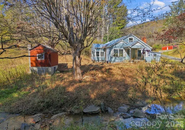 Photo 1 of Land for sale at 17 Hide Rd, Bakersville, NC 28705 | MLS# 4438286 | Listing updated on 2026-10-27