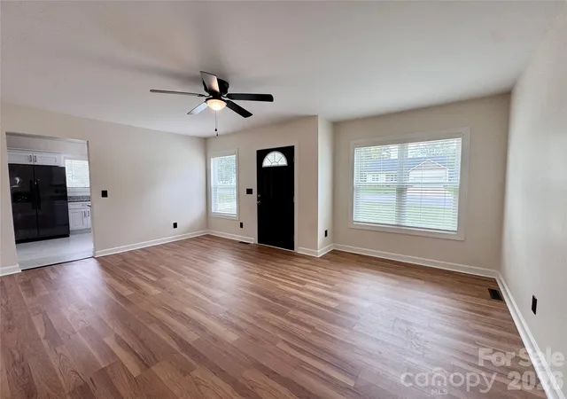 Photo 3 of Single family home for sale at 405 E Lyerly St, Granite Quarry, NC 28072 | MLS# 4438327 | Listing updated on 2026-10-29