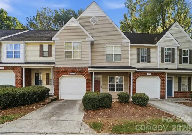 Photo 1 of Townhouse for sale at 2034 University Hts Ln, Charlotte, NC 28213 | MLS# 4438338 | Listing updated on 2026-10-30