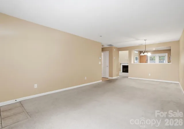Photo 4 of Townhouse for sale at 2034 University Hts Ln, Charlotte, NC 28213 | MLS# 4438338 | Listing updated on 2026-10-30