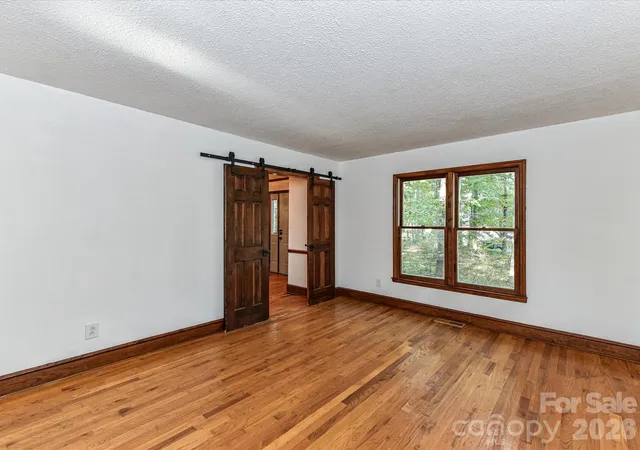 Photo 4 of Single family home for sale at 2512 King Arthur Dr, Monroe, NC 28110 | MLS# 4438351 | Listing updated on 2026-10-30