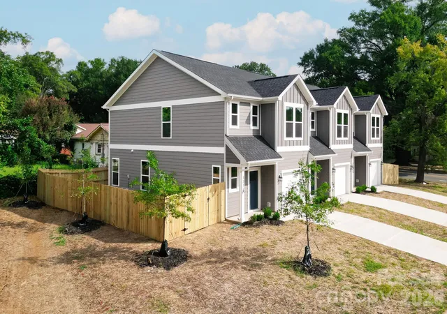 Photo 1 of House for sale at 3304-3312 Meredith Ave, Charlotte, NC 28208 | MLS# 4438353 | Listing updated on 2026-10-29