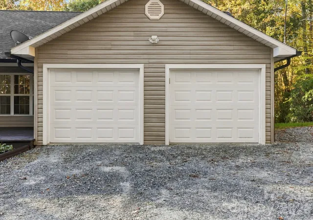 Photo 3 of Single family home for sale at 235 Inez Dr, Rosman, NC 28772 | MLS# 4438365 | Listing updated on 2026-10-29