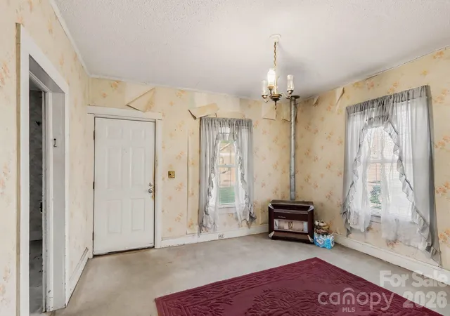 Photo 4 of Single family home for sale at 1062 Wellman St, Gastonia, NC 28054 | MLS# 4438391 | Listing updated on 2026-10-28