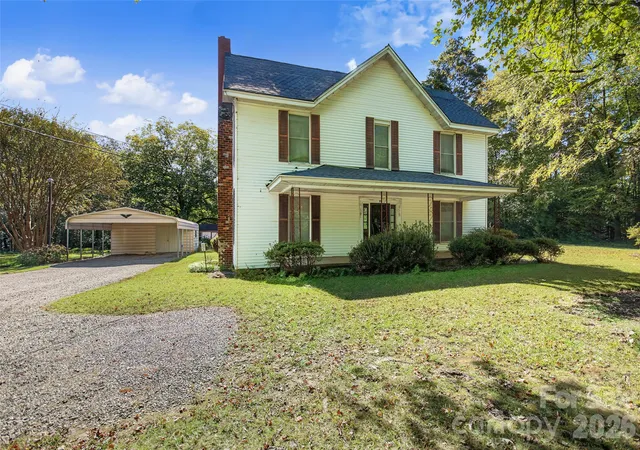 Photo 1 of Single family home for sale at 211 Hill Hvn Rd, Statesville, NC 28677 | MLS# 4438397 | Listing updated on 2026-10-29