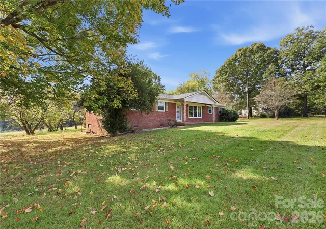 Photo 2 of Single family home for sale at 708 Mocksville Hwy, Statesville, NC 28625 | MLS# 4438403 | Listing updated on 2026-10-30