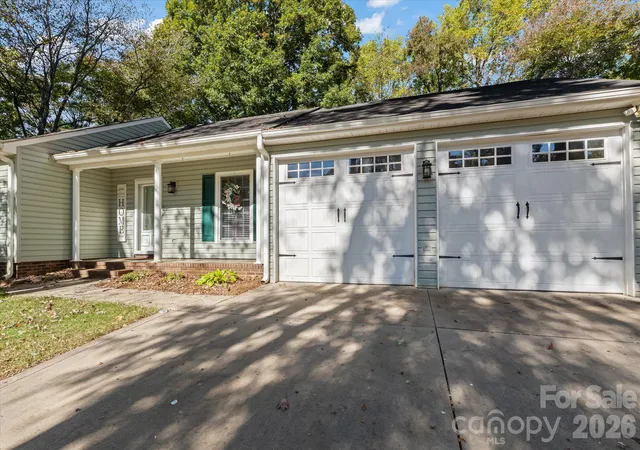 Photo 2 of Single family home for sale at 520 S Forest Ln, Belmont, NC 28012 | MLS# 4438453 | Listing updated on 2026-10-29