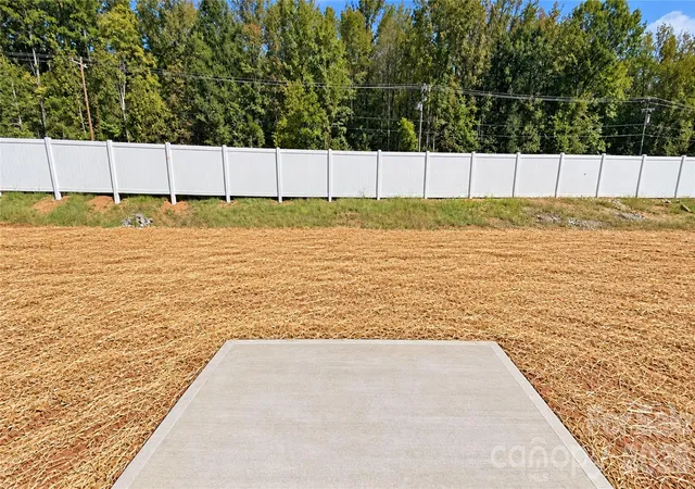 Photo 1 of Single family home for sale at 8929 Sawyer Run Ct, Charlotte, NC 28215 | MLS# 4438466 | Listing updated on 2026-10-28
