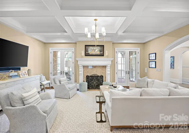 Photo 4 of Single family home for sale at 2622 Bucknell Ave, Charlotte, NC 28207 | MLS# 4438479 | Listing updated on 2026-10-29
