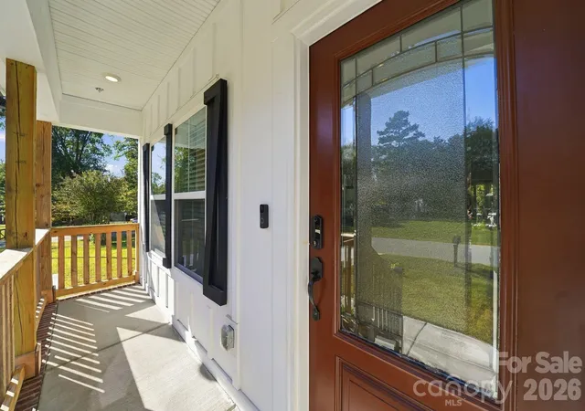 Photo 2 of Single family home for sale at 4224 Pebblebrook Cir, Concord, NC 28027 | MLS# 4438503 | Listing updated on 2026-10-28