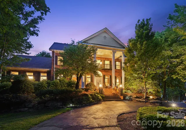 Photo 1 of Mansion for sale at 2040 Sorrento Dr, Boone, NC 28607 | MLS# 4438516 | Listing updated on 2026-10-28