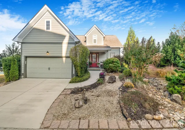 Single family home for sale at 50 Rose Crk Rd, Leicester, NC 28748 | MLS# 4438528