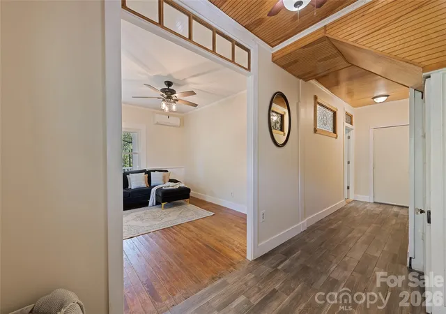 Photo 3 of Single family home for sale at 1955 Mockingbird Ln, Sylva, NC 28779 | MLS# 4438540 | Listing updated on 2026-10-28